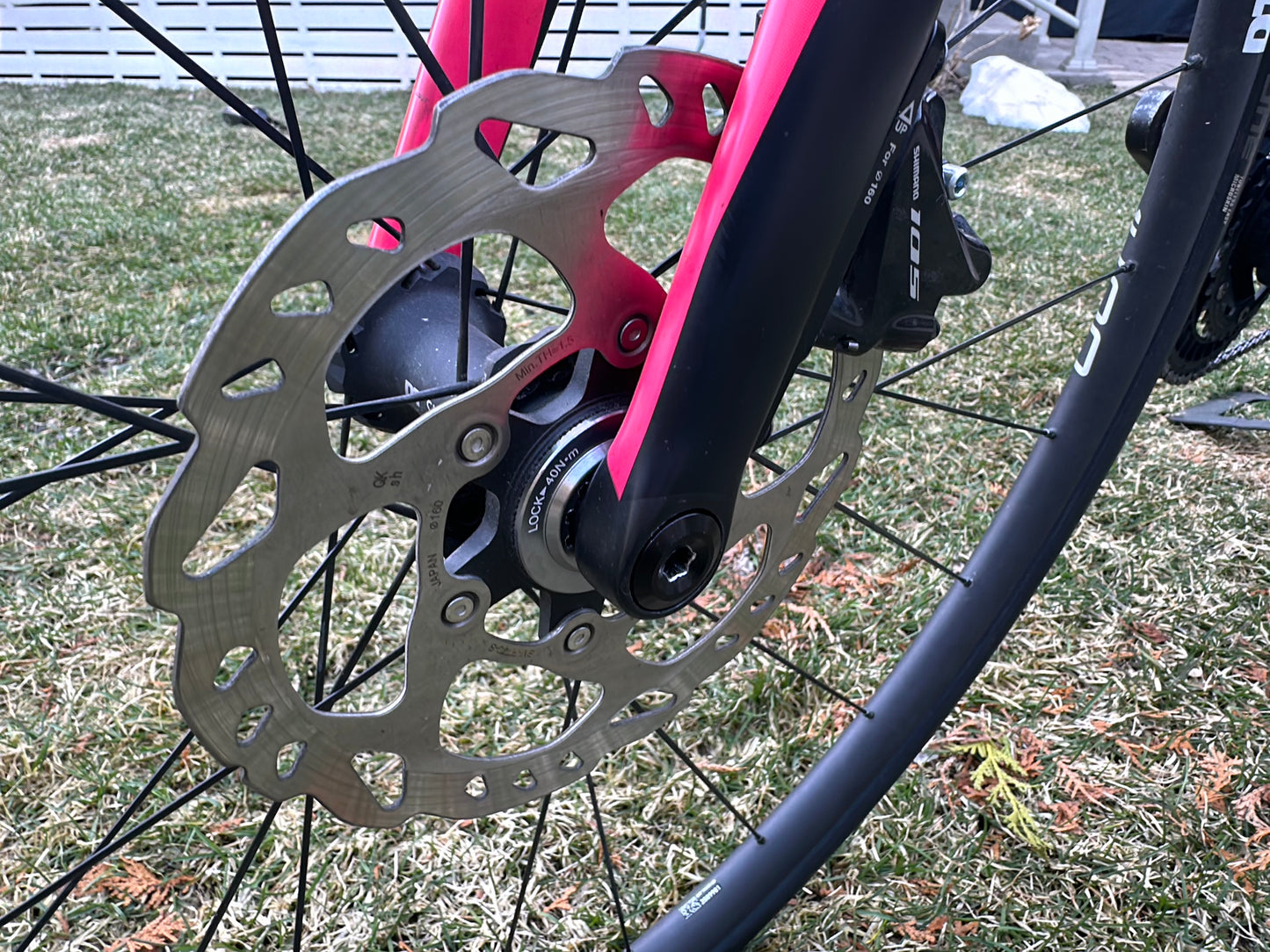 Specialized Tarmac SL6 Sport - 52 - 105 - Showroom Condition - Pre-Owned