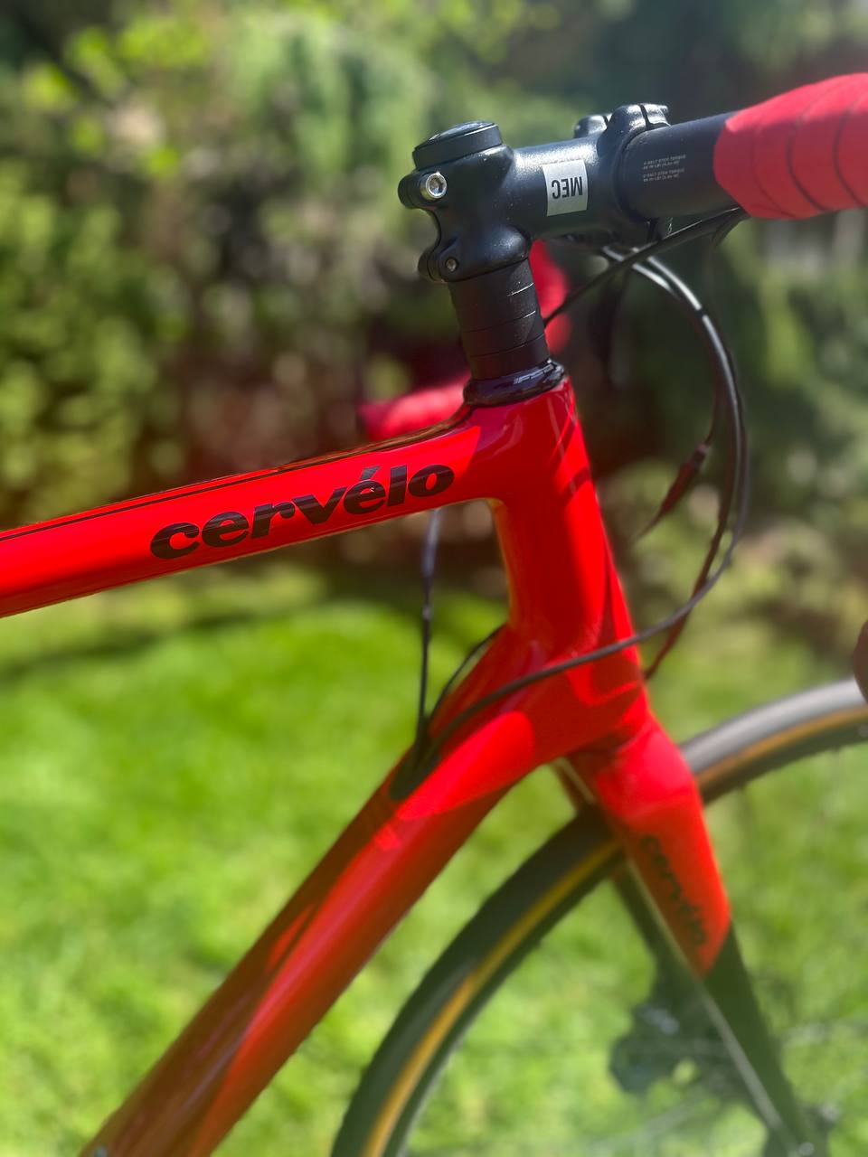 Cervélo C3 - 56 - Like New  - Ultegra - disc break mechanical- Pre-Owned
